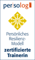 Persolog logo, gelbes Symbol mit Strahlen und Kreisen, Text: „Persönliches Resilienz-Modell zertifizierte Trainerin“.