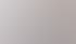 Ein Mann und eine Frau schauen gemeinsam auf einen Computerbildschirm im Büro.