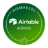 Grünes rundes Logo mit den Worten „AIRMAKERS Airtable Admin“ und einem Stern.