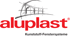Aluplast Logo: Roter Schriftzug "aluplast", darüber stilisierte Fensterzeichnung, darunter "Kunststoff-Fenstersysteme".