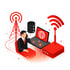 Mann telefoniert, umgeben von einem Mobilfunkmast, Laptop, Servern und einem Router mit WLAN-Signal.