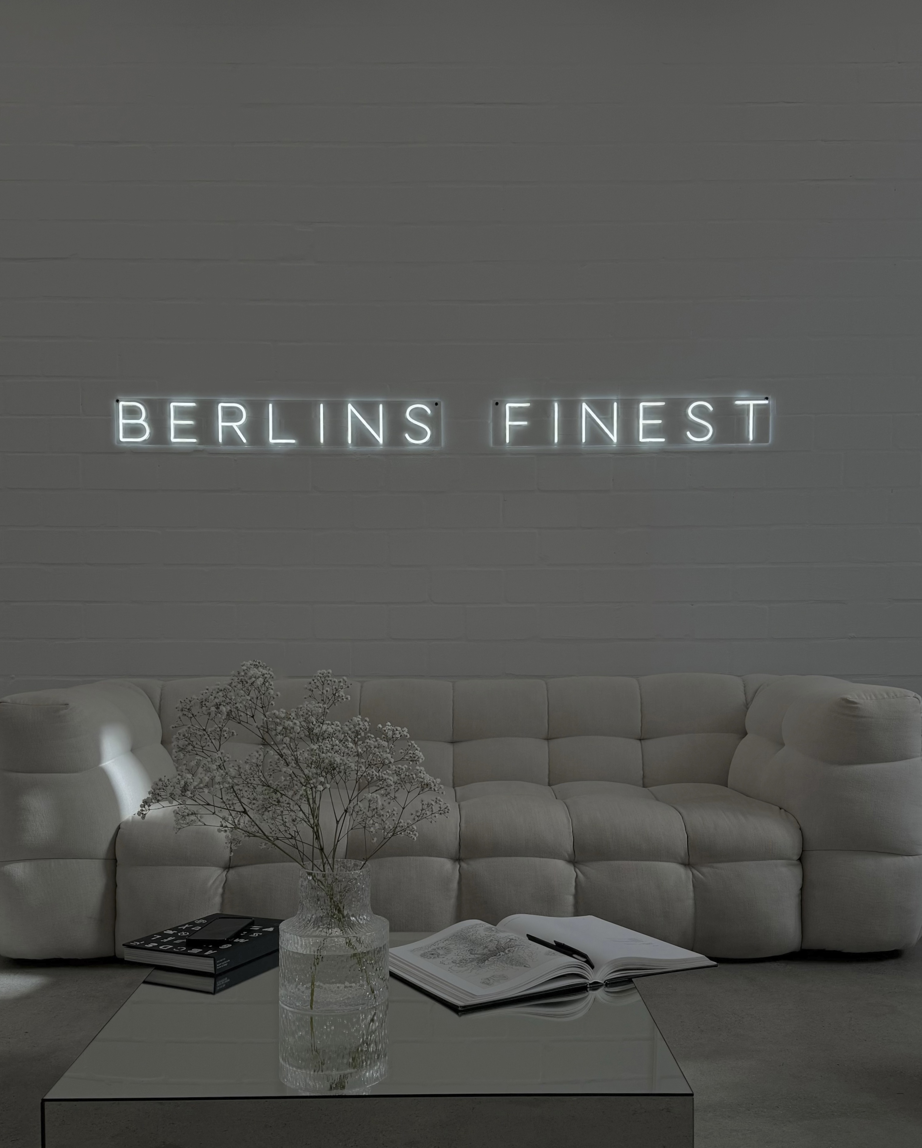 STUDIO-BILD: EMPFANGSBEREICH