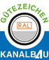 RAL Gütezeichen Kanalbau Logo, ein grüner Textbogen über einem Kreis mit "RAL" und blauem "Kanalbau" darunter.