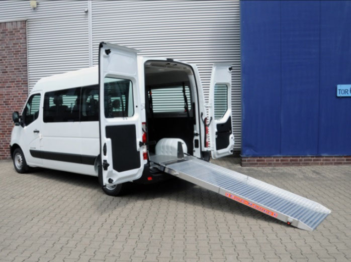 Nissan NV400 mit Eurorampe – Bild 1
