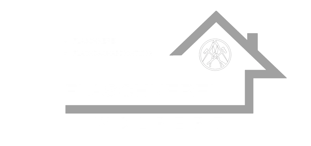 Logo der Flaschnerei Wolpert für Flachdachabdichtung mit Haus-Symbol und Handwerkswappen auf schwarzem Hintergrund.