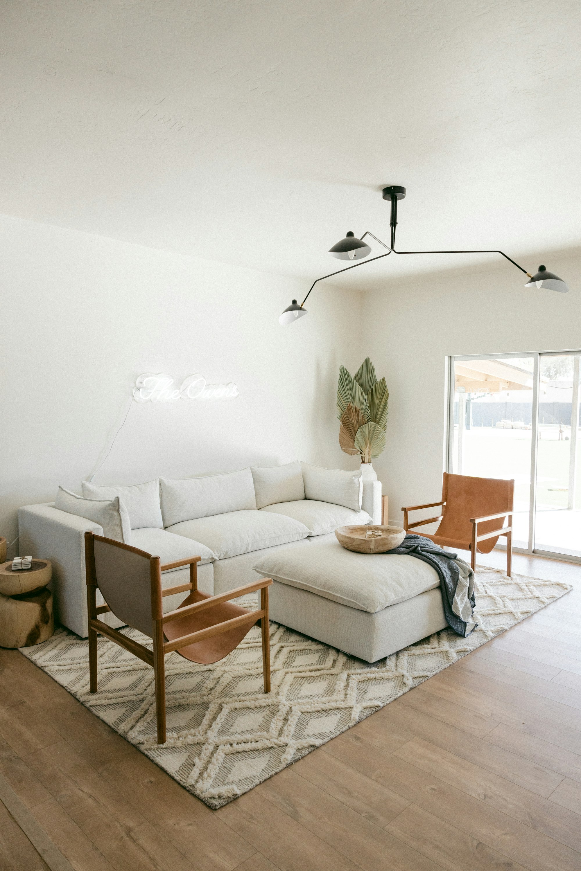 Espace de vie terminé, lumineux et confortable