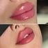 Oben: glänzende rosafarbene Lippen; Unten: matte rosafarbene Lippen mit klarer Kontur.