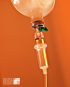 Vitamin Infusion in der Recovery Lounge Regensburg – Infusionsbeutel mit hochwertiger Vitalstofflösung.