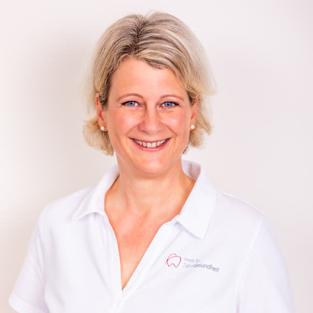 Dr. Janina Gmerek