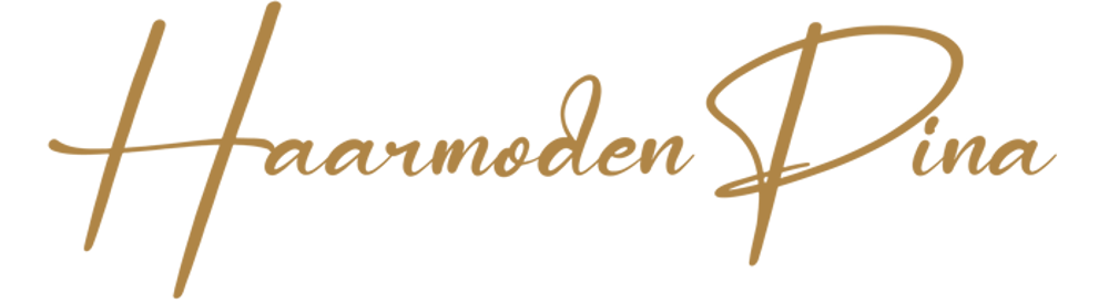 Haarmoden Pina Logo in goldener Schreibschrift auf dunkelgrünem Hintergrund.
