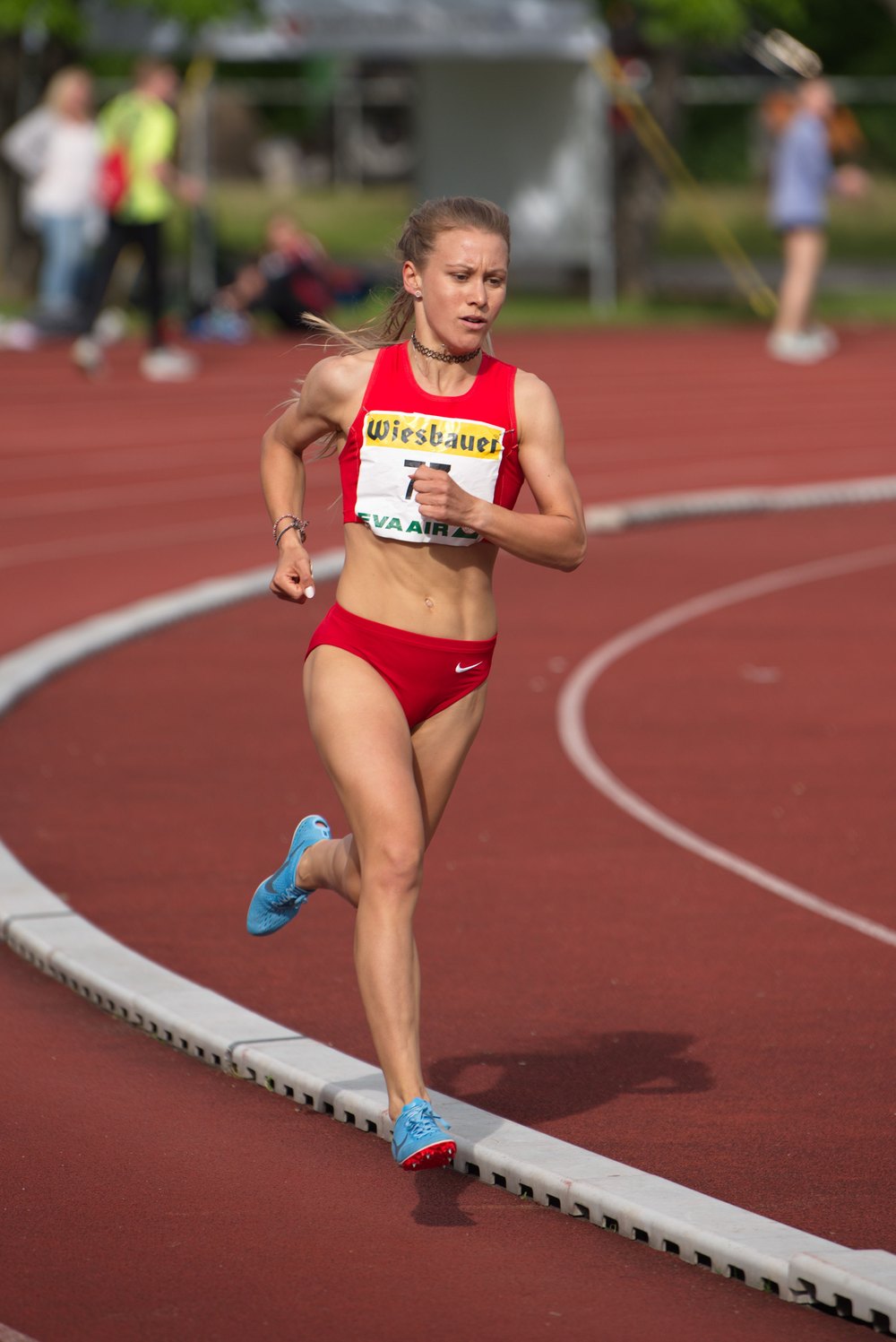 Julia Mayer im 3.000-Meter-Rennen der Österreichischen Vereinsmeisterschaften 2019