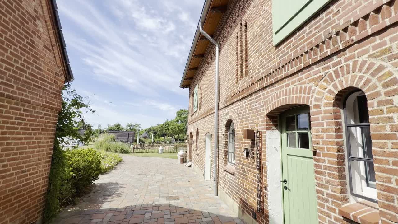 Dreebeen, Video-Vorschau