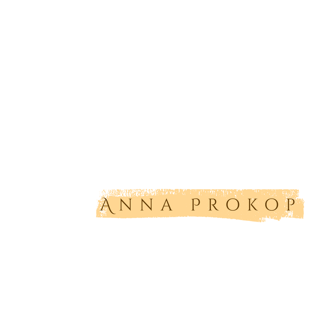 Schwarze Buchstaben "AP" mit "ANNA PROKOP" darunter auf weißem Hintergrund.