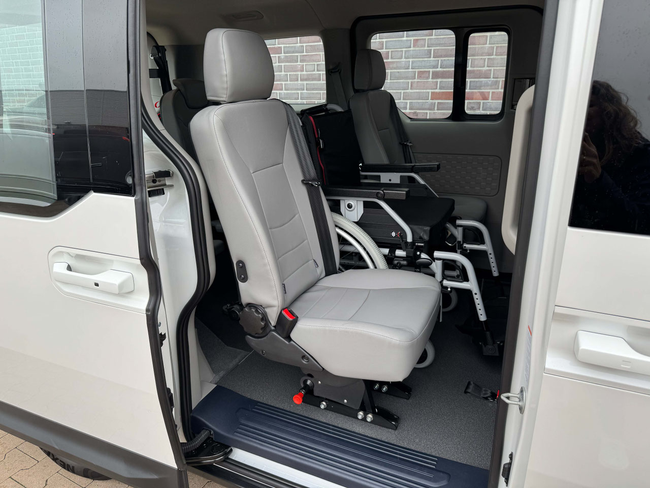 Kia PV5 mit Heckausschnitt vollelektrisch – Bild 3