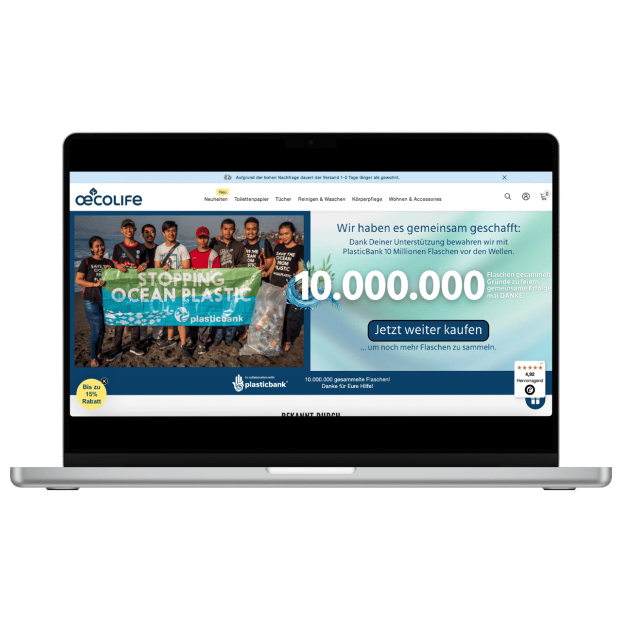 Laptop zeigt Ecolife-Website mit "Stopping Ocean Plastic" Banner und "10.000.000 Jetzt weiter kaufen".