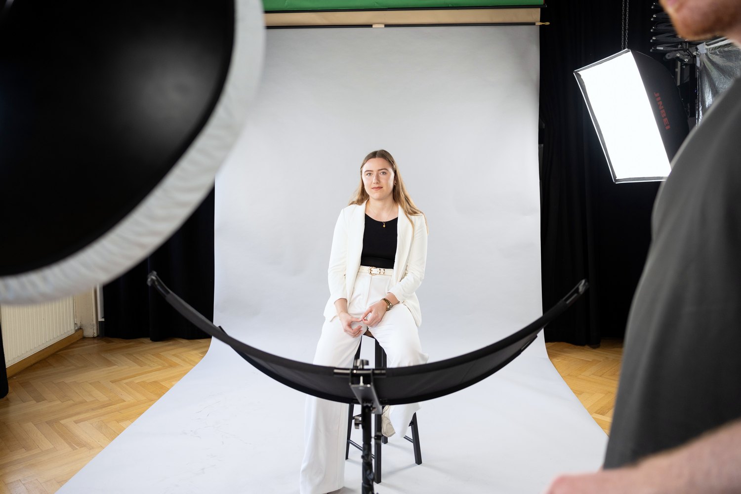 Behind the Scenes: Visual Storytellers beim Shooting im Studio
