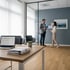 Arbeitsplatz der BBNI GmbH mit sortierten Unterlagen