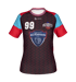 Rotes Trikot mit weißen Streifen, Chevron-Muster und weißem Schild-Logo. Sponsor Name.