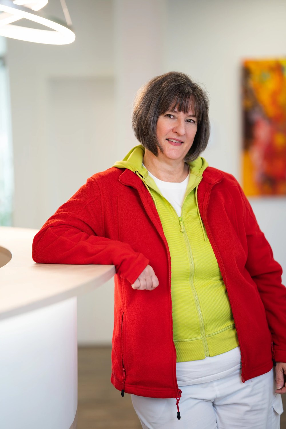 Porträt von Astrid, Ergotherapie im Therapie Haus Schwab.