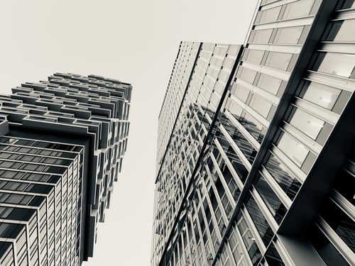Der Senckenbergturm, in dem unser Büro liegt