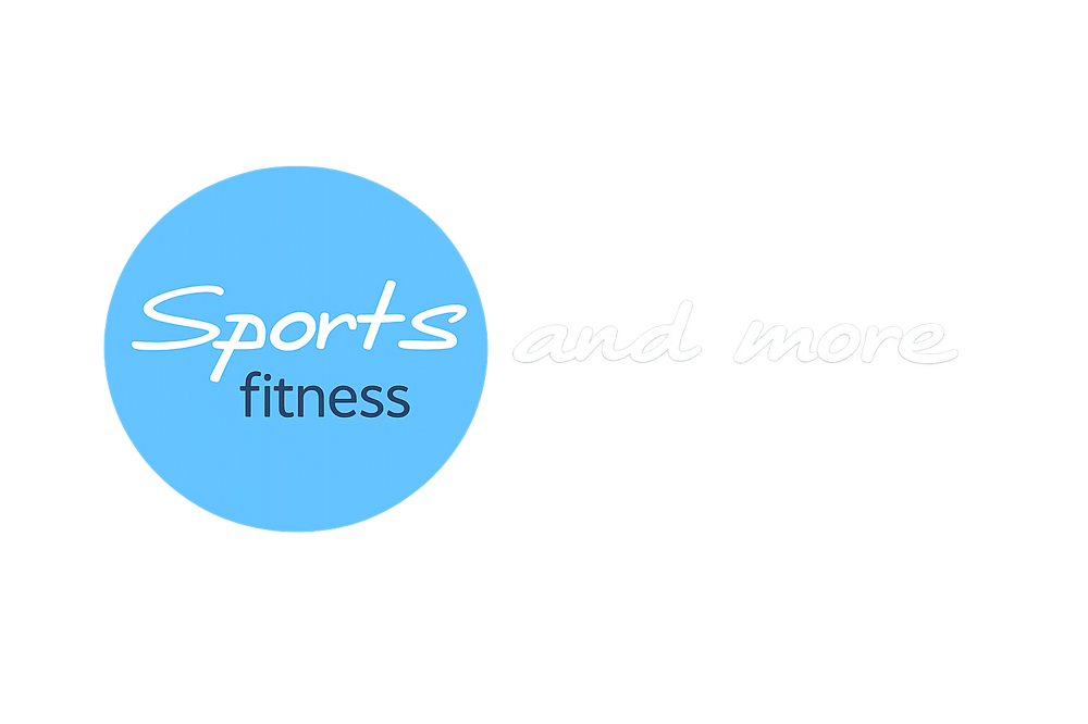 Logo mit dem Schriftzug Sports and more fitness vor einem hellblauen Kreis auf schwarzem Hintergrund.