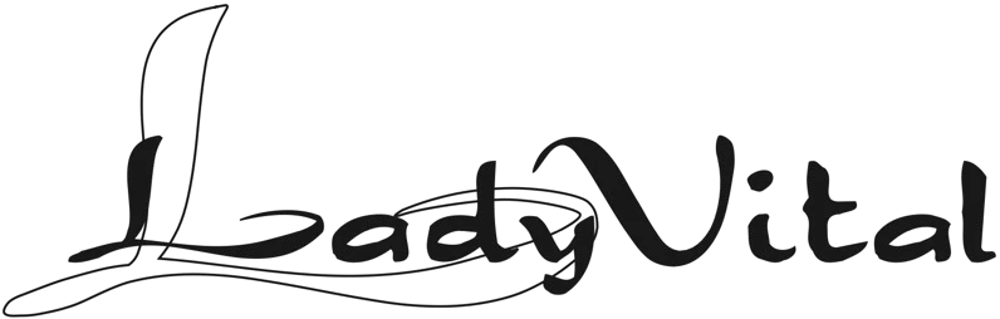 Schwarzer "LadyVital" Schriftzug in geschwungener Schrift auf dunkelgrünem Hintergrund.
