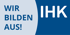 Text: WIR BILDEN AUS! und IHK in Weiß auf blauem und hellblauem Hintergrund.