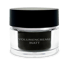 Ein Tiegel Volumencreme Matt in einem durchsichtigen Glasbehälter mit schwarzem Deckel vor schwarzem Hintergrund.