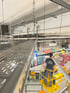 Hebebühne bei der Arbeit in den Globus Markthallen