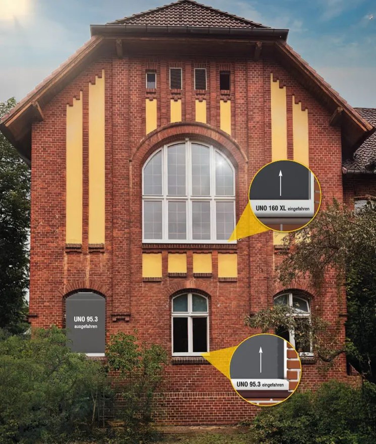 Altbaufassade mit Bogenfenstern unter Denkmalschutz