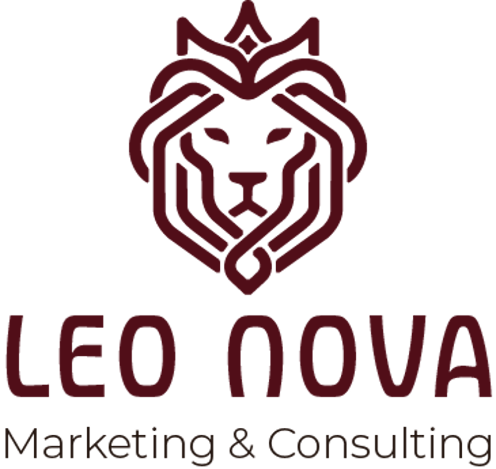 Leo Nova Marketing & Consulting Logo mit einem stilisierten Löwenkopf in Dunkelrot auf schwarzem Hintergrund.