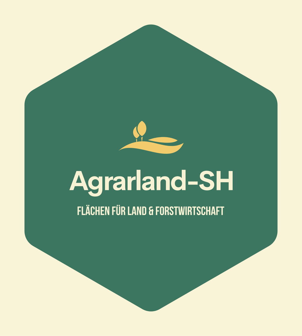 Grünes Hexagon-Logo mit gelber Landschaft und Bäumen, Text "Agrarland-SH FLÄCHEN FÜR LAND & FORSTWIRTSCHAFT".