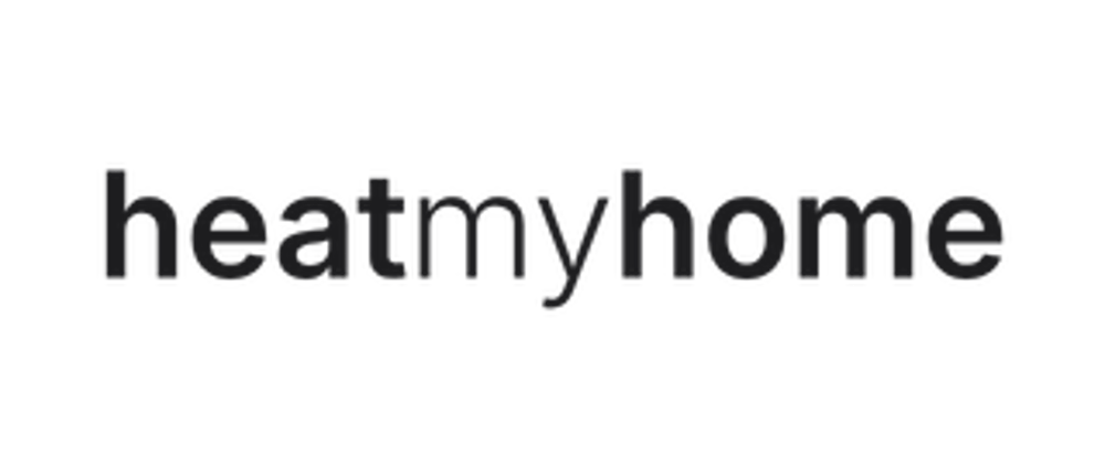 Schwarzer Text „heatmyhome“ auf dunkelgrünem Hintergrund.