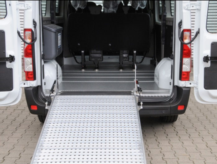 Nissan NV400 mit Eurorampe – Bild 3