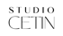 Schwarze Schrift "STUDIO CETIN" auf grauen Hintergrund.