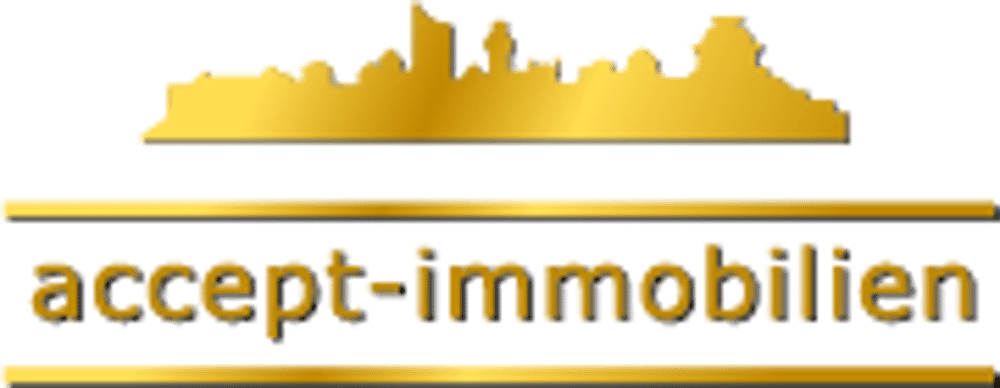 Goldenes accept-immobilien Logo mit Stadtsilhouette und zwei horizontalen Linien auf dunkelgrünem Hintergrund.