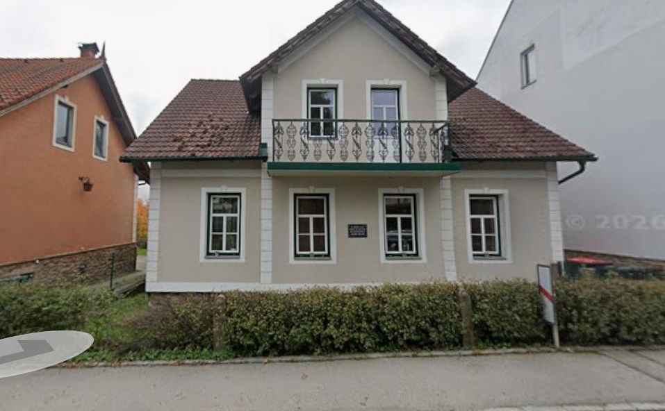 Mehrparteienhaus Bahnhofstraße