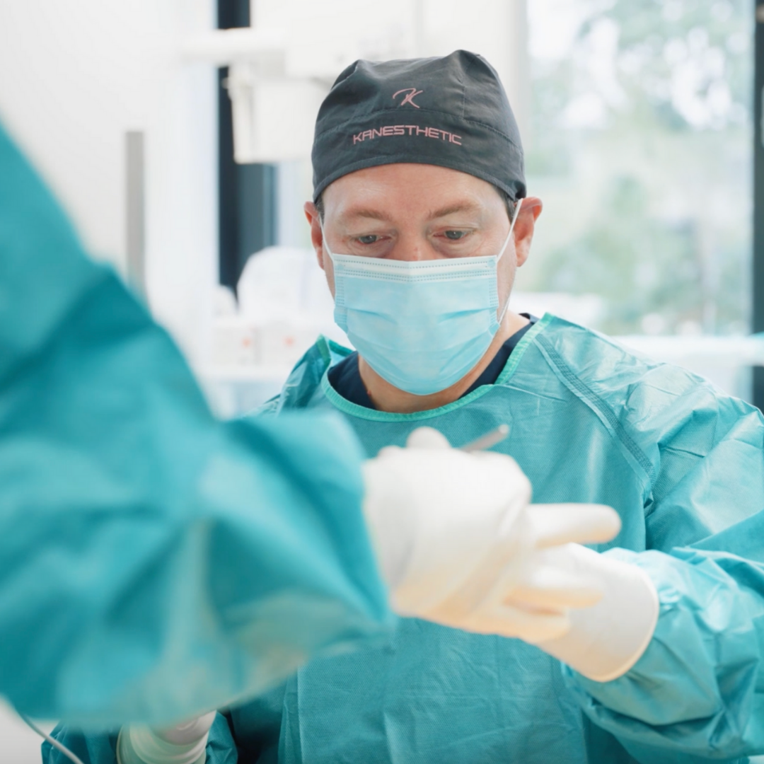 Dr. Christoph Kanes bei der Arbeit