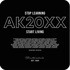 Schwarzes Abschluss-T-Shirt mit weißem Text "STOP LEARNING AK20XX START LIVING" und Namen.