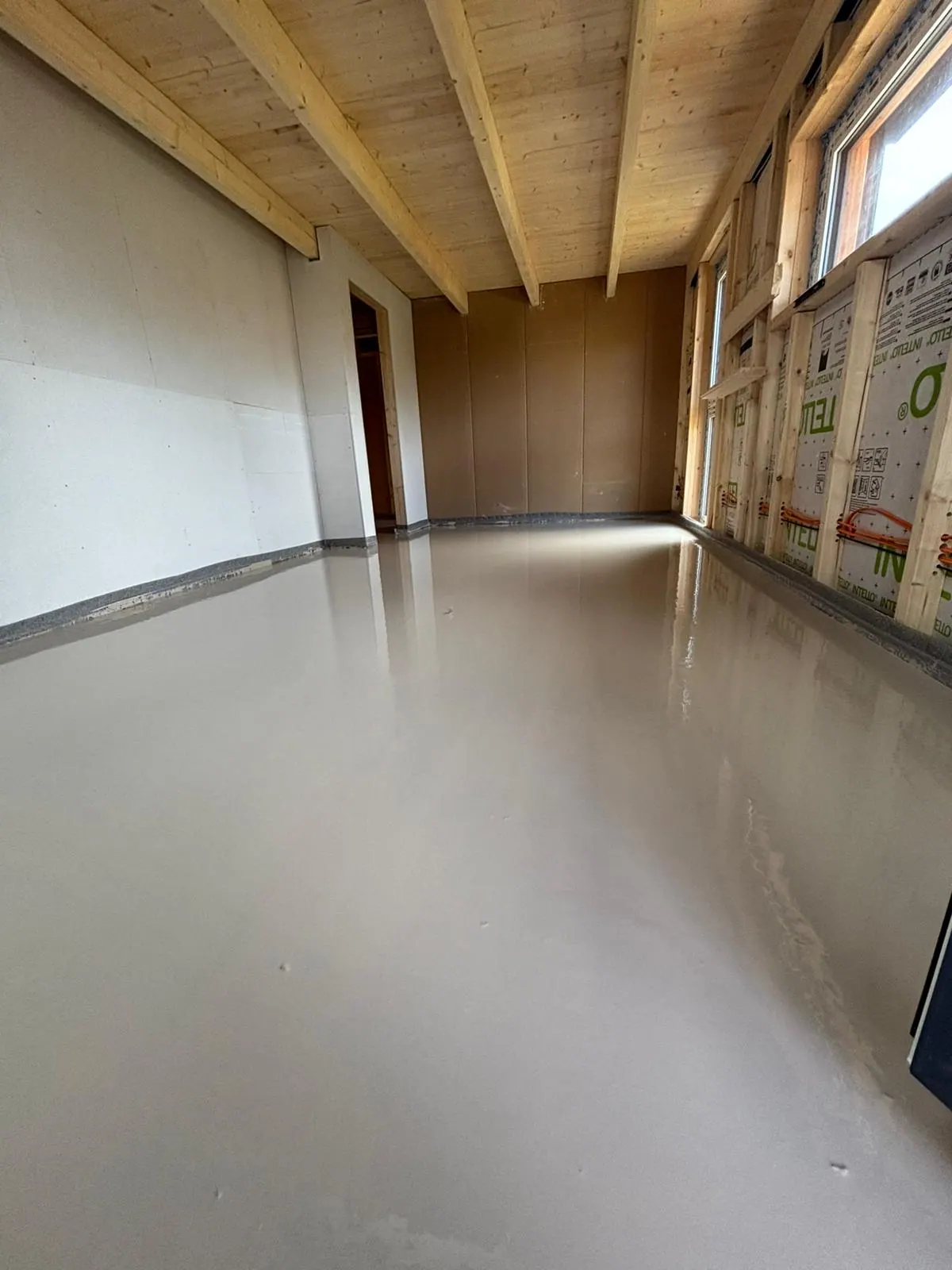 Fließestrich im ausgebauten Dachgeschoss