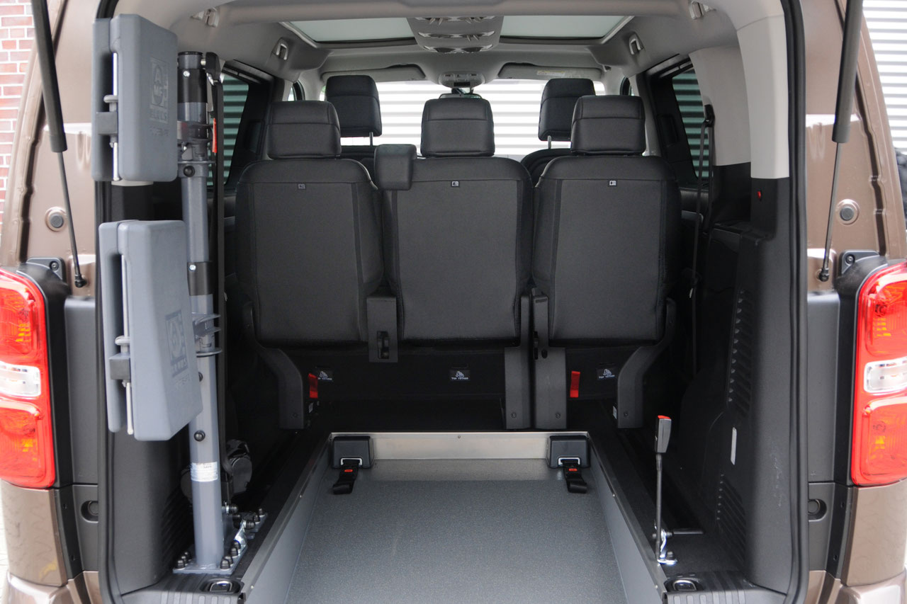 Fiat E-Scudo/ E-Ulysse mit Heckausschnitt – Bild 3