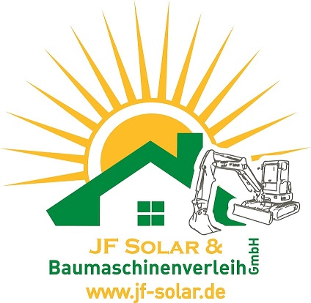 Ein gelber Sonnenaufgang über einem grünen Haus und einem Bagger mit Text "JF SOLAR & Baumaschinenverleih GmbH www.jf-solar.de".