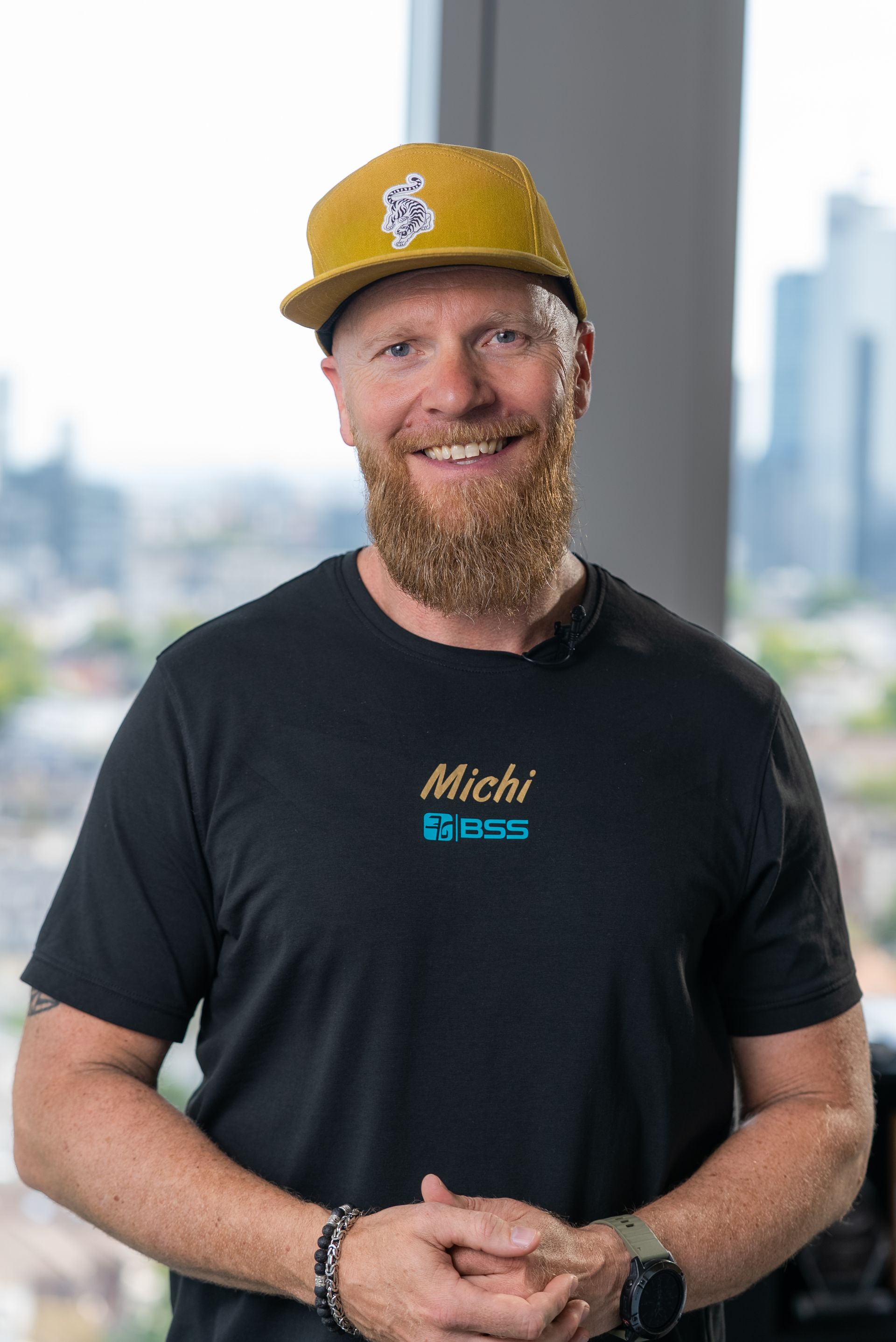 Michi, Vertrieb