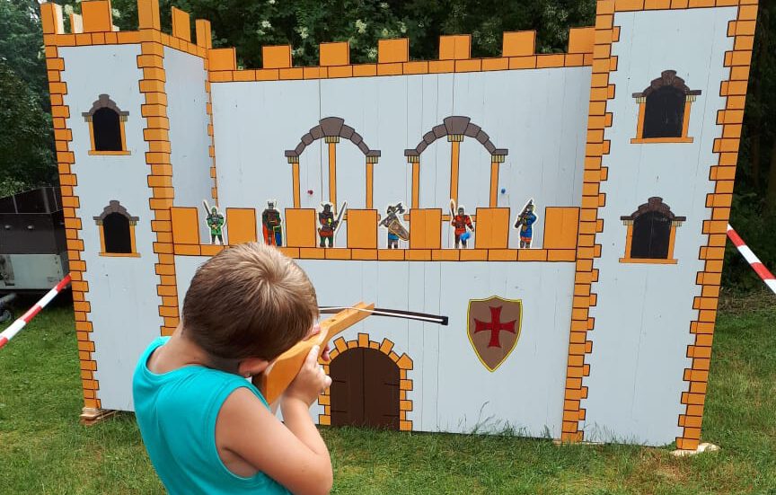 Ritterburg Armbrustschießen mieten Berlin Brandenburg – Eventservice Rummelspaß