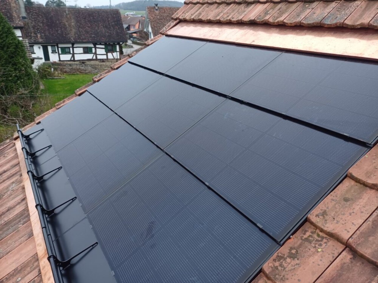 SwissSolarRoof Easy Indachsystem