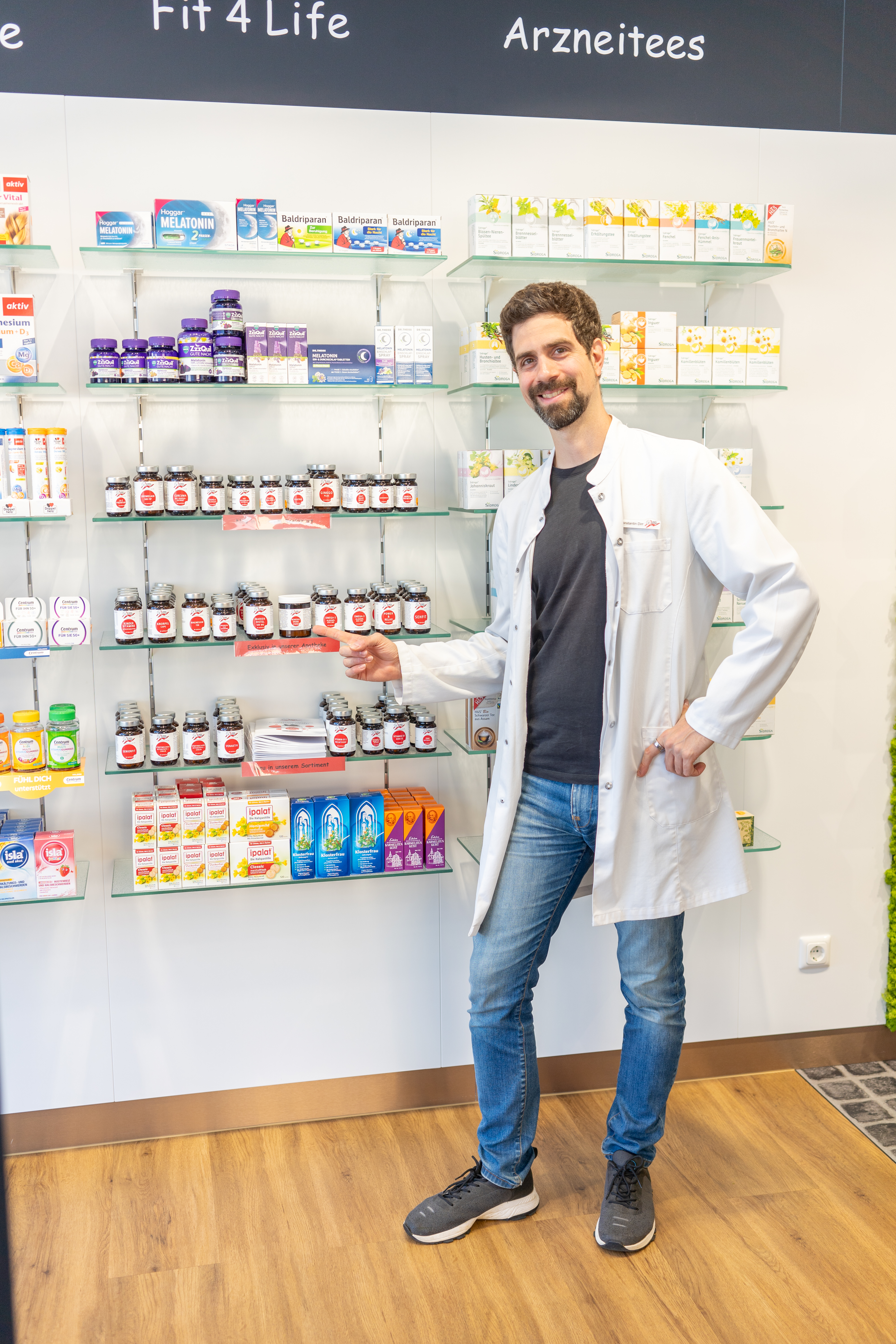Beratungsgespräch in der LÖWEN Apotheke