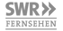 Graues Logo des SWR Fernsehen mit zwei nach rechts gerichteten Pfeilsymbolen auf schwarzem Hintergrund.