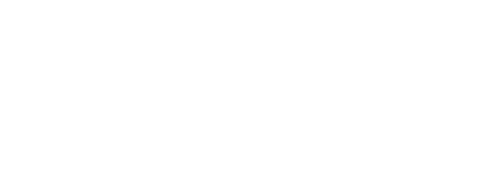 Unterschrift mit dem Namen Mohammad Atif in Weiß auf grünem Hintergrund.