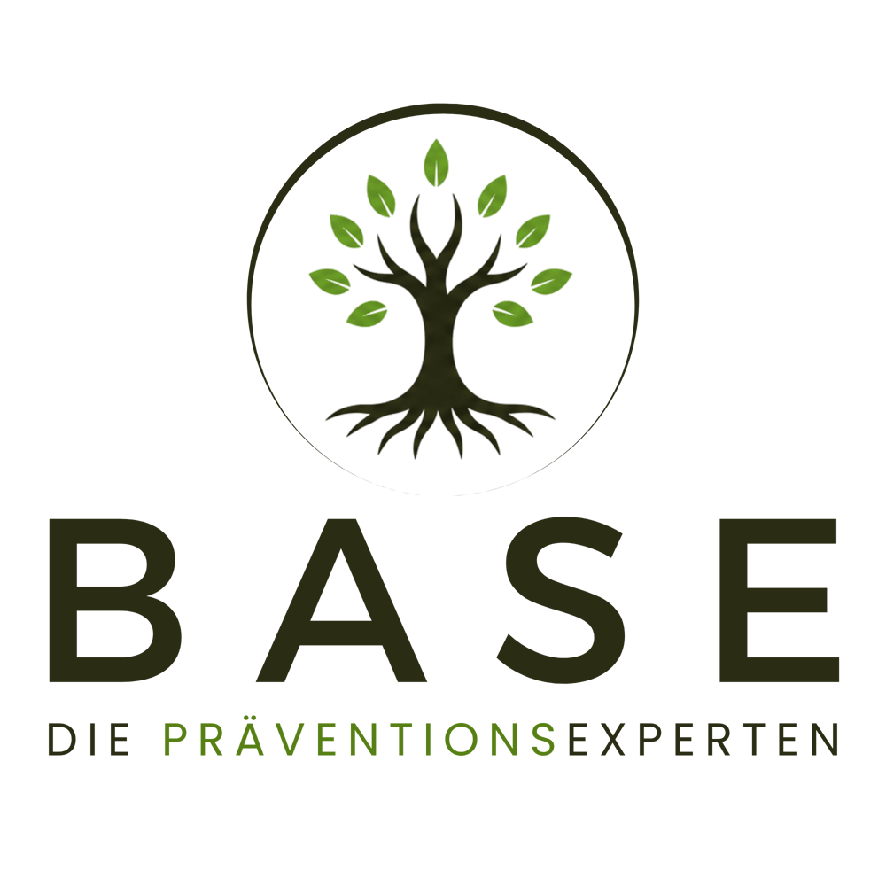 Baum mit Wurzeln über "BASE COACHING" und "BETRIEBLICHES GESUNDHEITSMANAGEMENT & GESUNDHEITSCOACHING"
