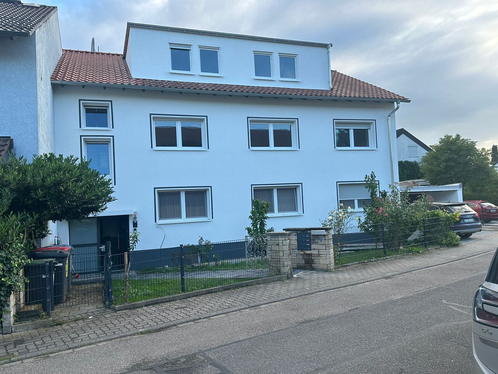 Mehrfamilienhaus mit 2 Wohneinheiten – Energieausweis